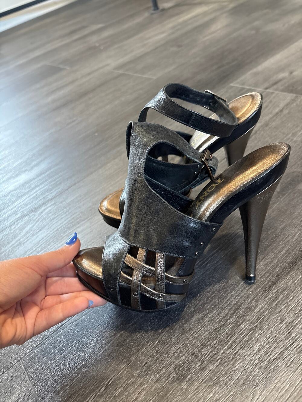 Tony K Black Leather Sandal Heels Size 7